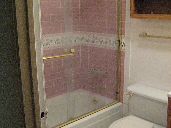 Full Bath 1