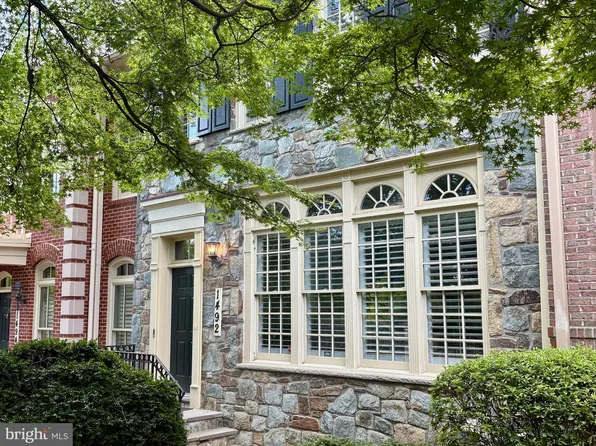 1492 Evans Farm Dr, Mc Lean, VA 22101