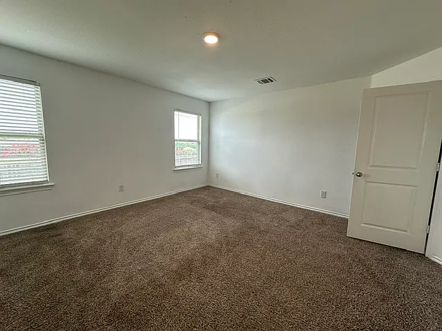 1202 Meadow Wood Ct — Photo 22