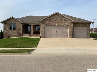 5652 Jodi Ct, Asbury, IA 52002