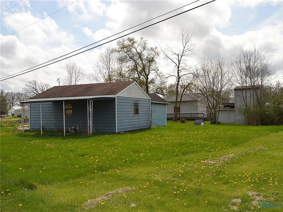1st image of 620 Superior St
