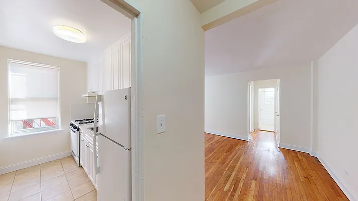 Rented by Revona Properties | media 5