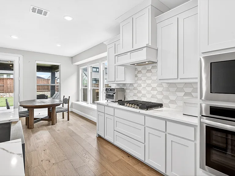 4010 Zina Ln — Photo 13