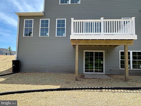 5th image of 253 Sage Blvd