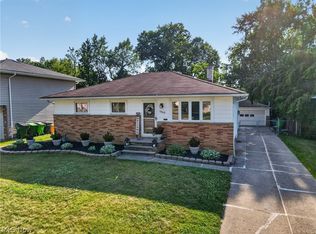 1860 Ridgewick Dr, Wickliffe, OH 44092