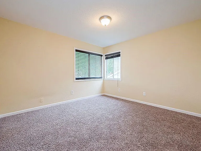2039 Shorewood Ln — Photo 27