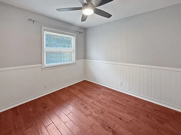 1934 Donahue Dr — Photo 15