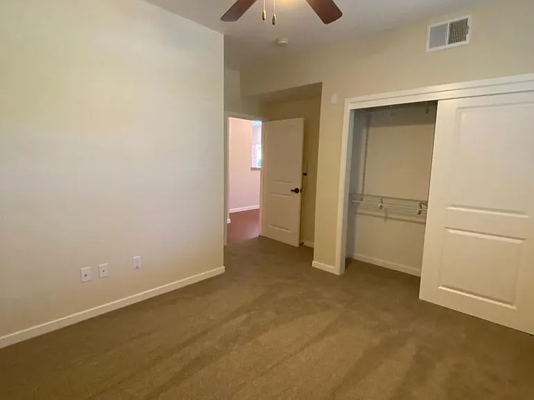 H Street Apartments — Photo 8