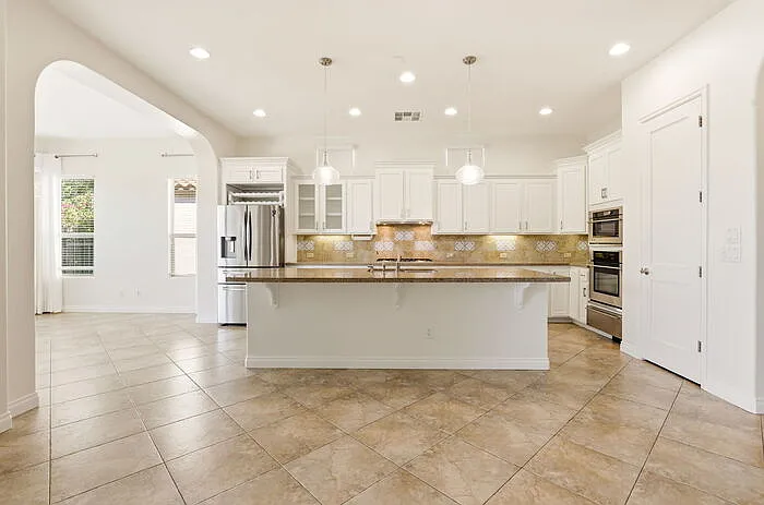 1589 E Vesper Trl — Photo 21
