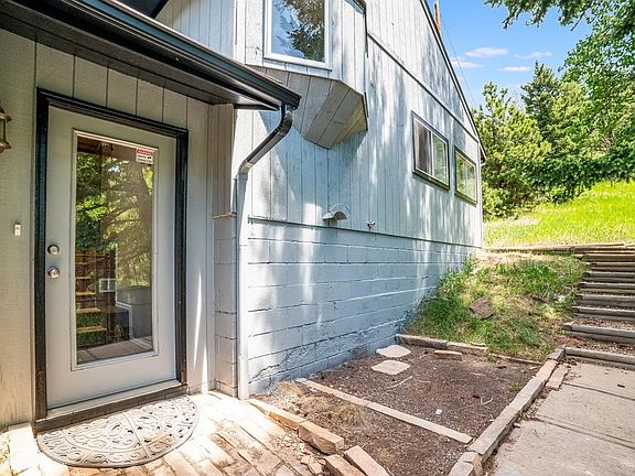 5th image of 29924 Spruce Canyon Dr