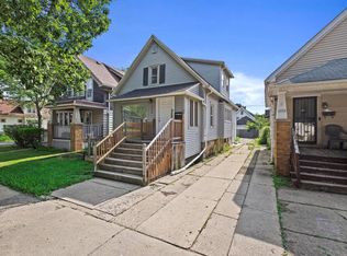 2972 N 59th St, Milwaukee, WI 53210