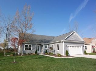 1112 Lost Lake Rd, Port Clinton, OH 43452