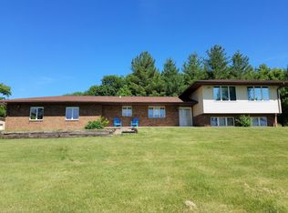 11464 Meredosia Rd, Albany, IL 61230