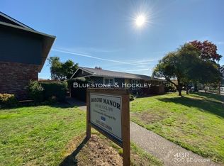 200 SE Uglow Ave #1, Dallas, OR 97338