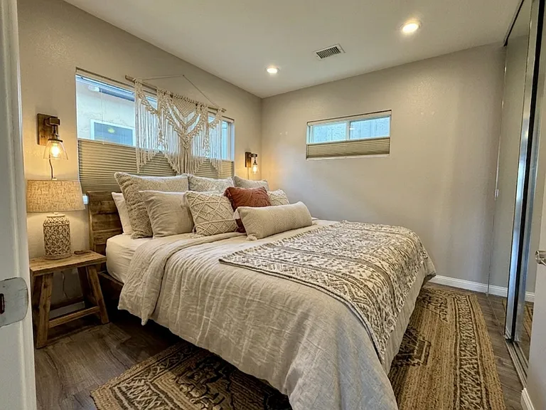 4641 Wilson Ave — Photo 5