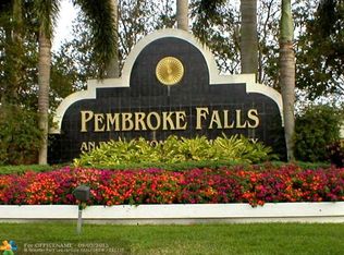 13041 NW 12th St, Pembroke Pines, FL 33028