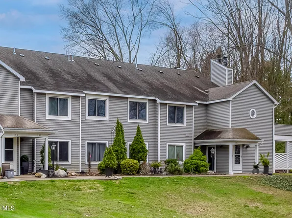 1976 Curry Road # G155, Rotterdam, NY 12303