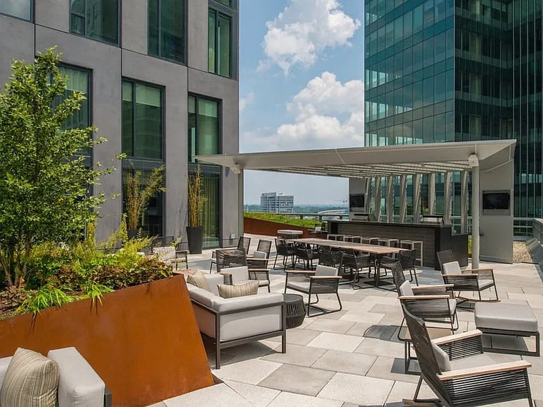 Vita Tysons Corner — Photo 7
