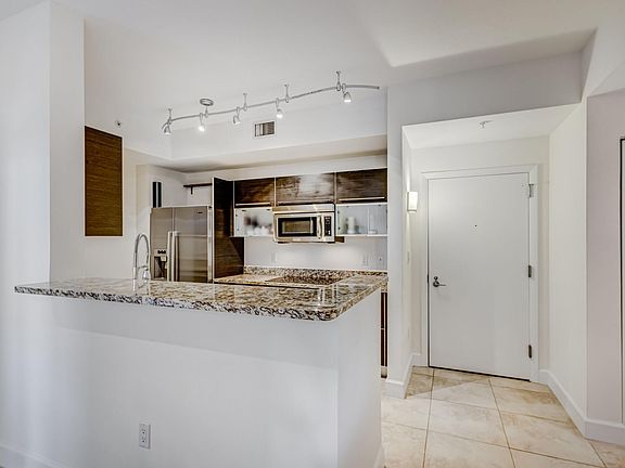 2nd image of 550 Okeechobee Blvd APT 406