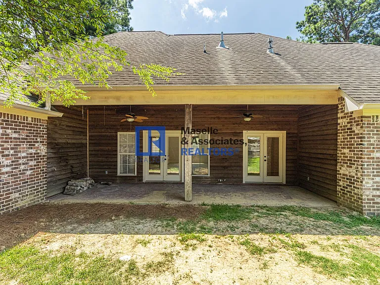 153 Hartfield Dr — Photo 41