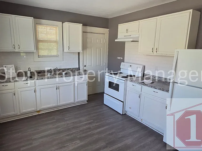 501 Kensington Ave — Photo 8