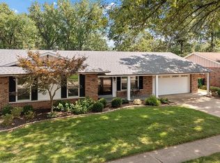 3556 Rue De Renard St, Florissant, MO 63034