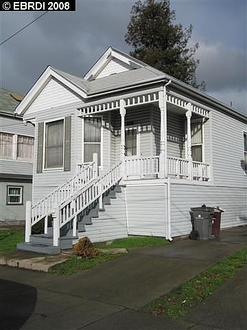 2nd image of 660 39th St