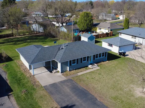 2924 116th Ave NW, Coon Rapids, MN 55433