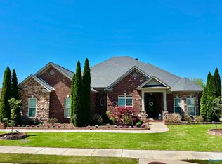 44 Holly Park Blvd SW, Huntsville, AL 35824