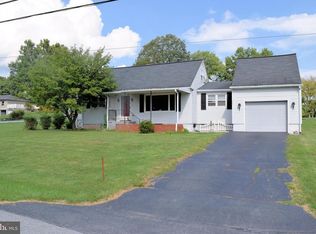 1047 Braeburn Rd, Elizabethtown, PA 17022