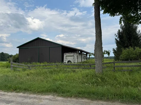 87 Tully Rd, Canton, NY 13617