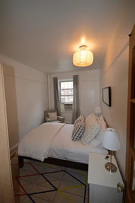 Rented by Universal Realty Group | media 41