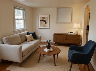 74 S Pitt St, Manheim, PA 17545