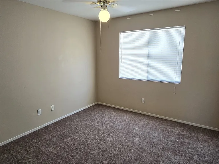 1154 Maple Pines Ave — Photo 14