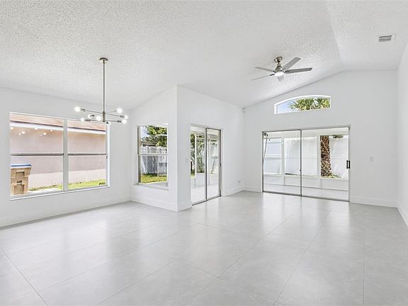 5th image of 2625 WALDEN COURT