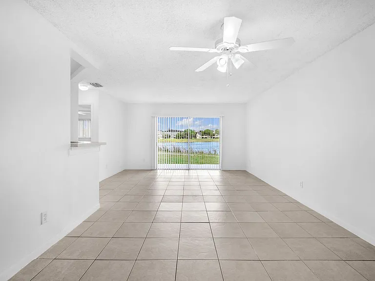 2020 NE 163rd St #204 — Photo 7