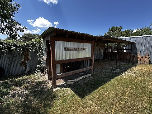 5th image of 150 Winchester Rd