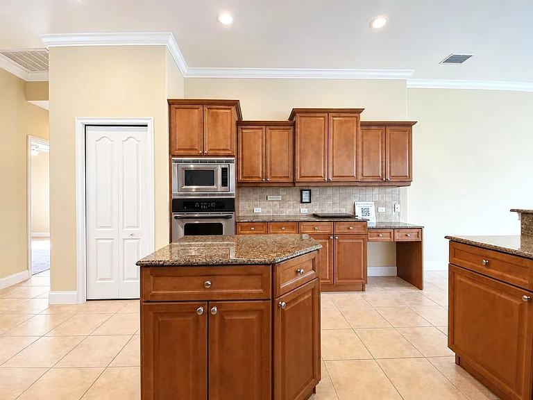 3628 Frentress Dr — Photo 15