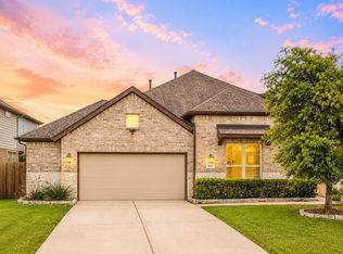 3002 Golden Honey Ln, Richmond, TX 77406