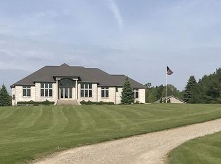 3826 Shoemaker Rd, Almont, MI 48003