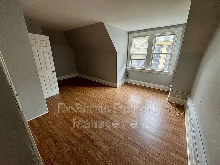 1810 Brownsville Rd #2 — Photo 41