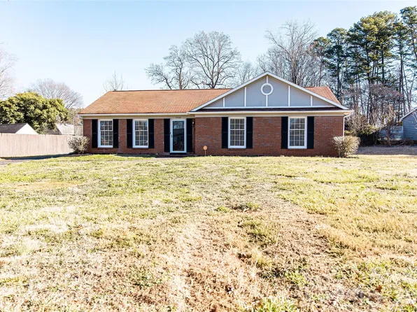 2220 Gaines Ave, Gastonia, NC 28054