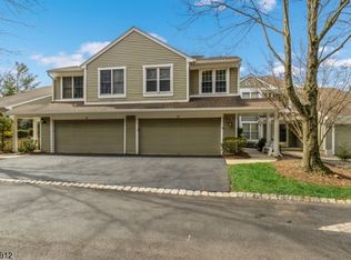 65 Edgewood Rd, Bedminster, NJ 07921