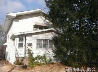 2758 Hillcrest Ave, Alton, IL 62002