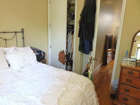 Rented by Rennit Inc. | media 50