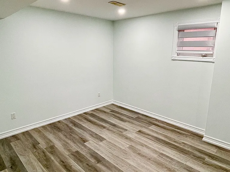 57 Buena Vista Dr — Photo 8