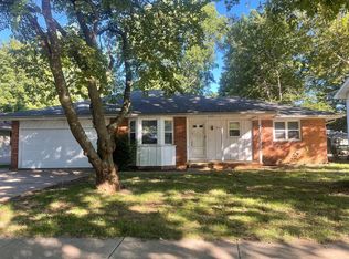 817 E Cambridge St, Springfield, MO 65807