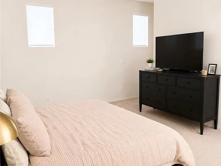 32904 Earlsburn Cir — Photo 6