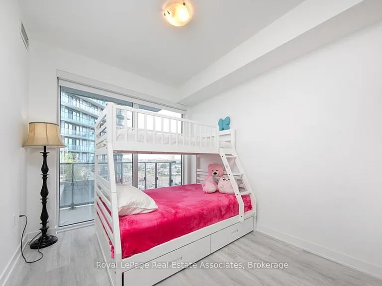 4675 Metcalfe Ave #606 — Photo 15