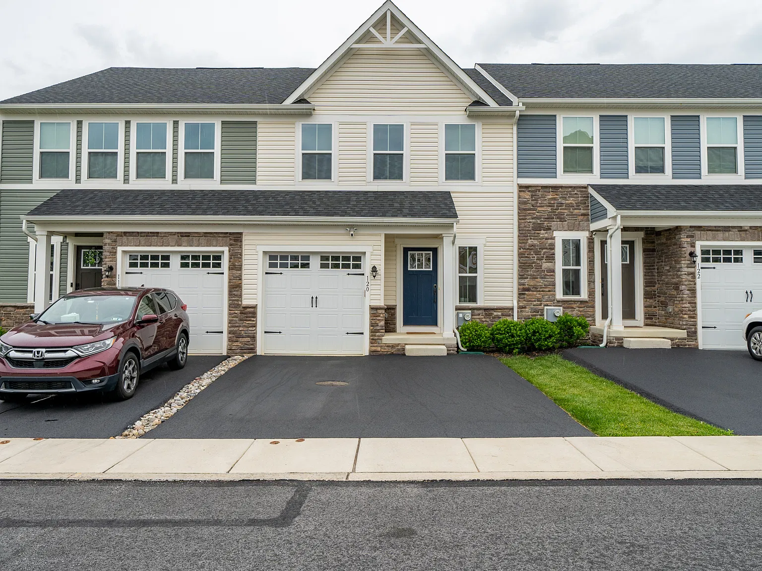 120 Azalea Drive, Downingtown, PA — Photo 3